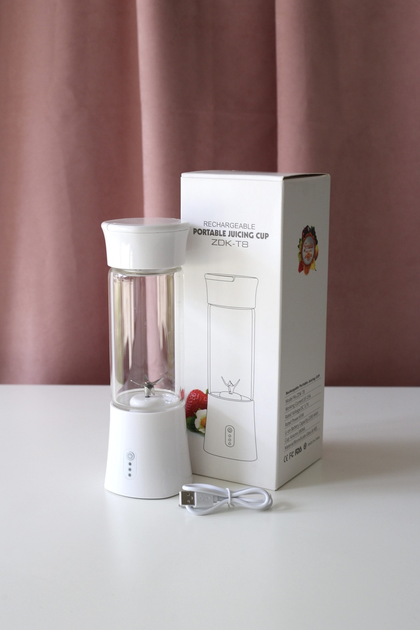 Compact Smoothie Blender 380ml - Portable USB Rechargeable Blender